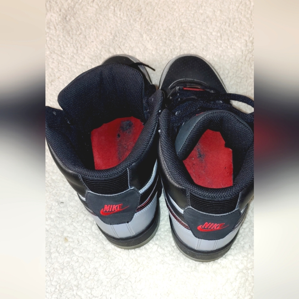 Vintage NIKE Hightops - Picture 7 of 9